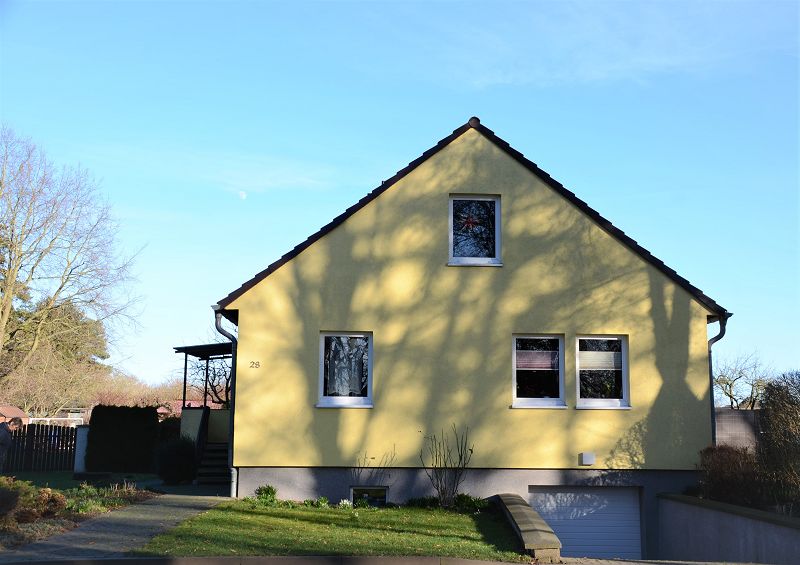 Einfamilienhaus in Dummerstorf sucht neue Eigentümer mit frischen Ideen, 18196 Dummerstorf, Einfamilienhaus